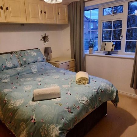 Redmire - 2 Bed 1St Floor Flat Overlooking Green Daire Darlington  Dış mekan fotoğraf